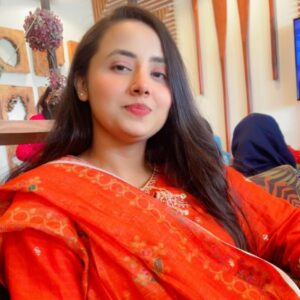 Kalsoom Noor